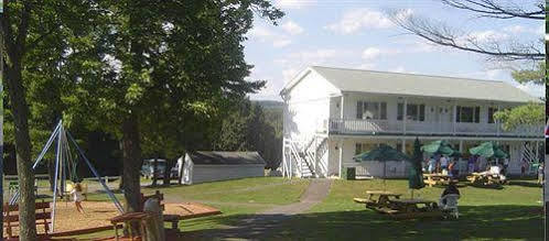 Gavin'S Iris H Country Inn Cornwallville Екстер'єр фото